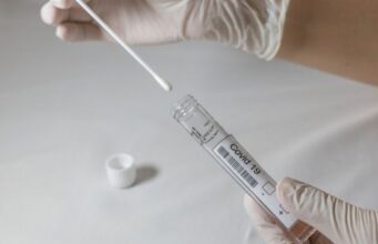 Amazonas tem salto de 1.219 novos casos de Covid-19