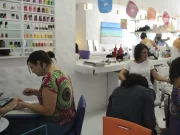 Anvisa proíbe duas substâncias utilizadas em unhas em gel