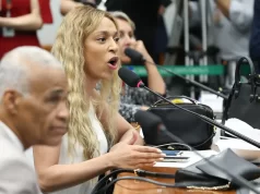 MPF pede condenação de Ratinho e SBT por falas contra Erika Hilton