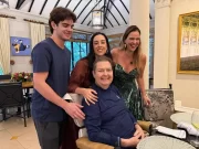 Faustão celebra 76 anos ao lado da família, e filho se declara: “Meu herói”