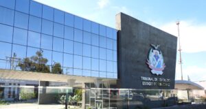 TCE suspende licitação para aluguel de veículos da Prefeitura de Manaus por dúvida sobre seguro de R$ 100 mil