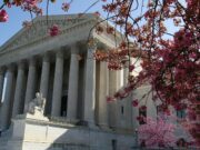 Suprema Corte dos EUA rejeita contestação ao Obamacare feita por governo Trump