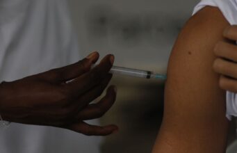 Brasil ultrapassa 100 milhões de pessoas com ciclo vacinal completo