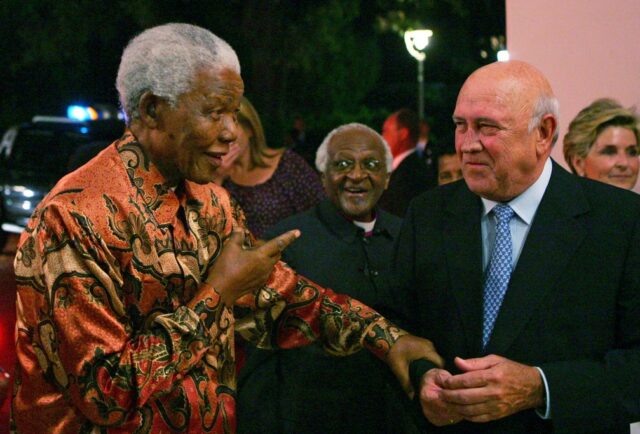 2021-11-11t104023z-170125318-rc2asq96wsvx-rtrmadp-3-safrica-deklerk