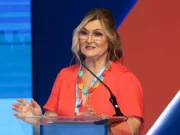 Com avanço do crédito imobiliário, presidente da Caixa promete 140 mil moradias em 2023