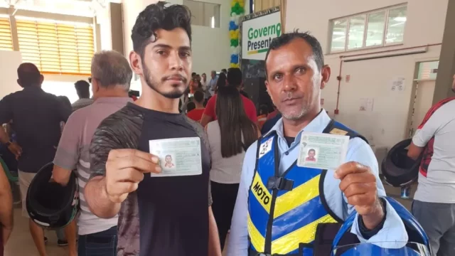 cnh-social-do-detran-am-em-tefe-foto-arthur-castro-secom (1)