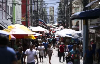 Comércio do AM encerra 2023 com crescimento de 3,1%, aponta IBGE
