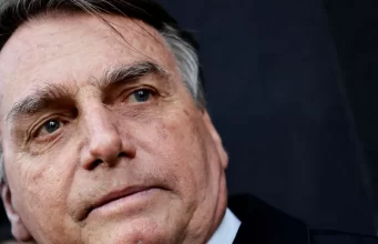 Defesa de Bolsonaro pede que STF ignore habeas corpus solicitado à revelia sobre eventual prisão