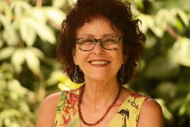 1_escritora-36017161