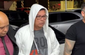 Acusado de agredir e matar Paulo Onça passa por audiência de instrução em Manaus nesta sexta-feira