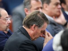 “Crise familiar agrava depressão de Bolsonaro”, diz aliado