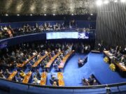 Congresso abre caminho para isenção do IR permanente até R$ 5 mil