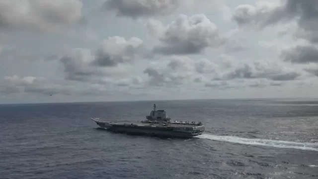 BR_CNN_020425_RTR_3620_AT_SEA_PLA_DRILLS_AIRCRAFT_CARRIER_SHANDONG.mp4_frame_860