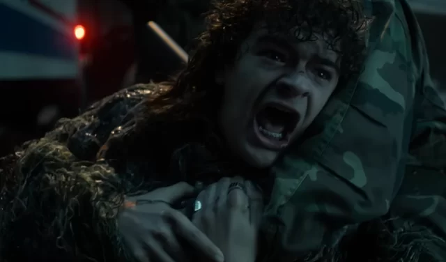 dustin-stranger-things-trailer