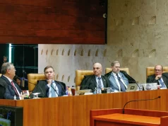 Congresso volta a discutir mandato para ministros do STF após caso Master