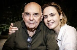 Pai de Ana Paula Renault morre em BH; equipe diz que participante continuará no BBB