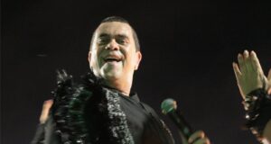 Caprichoso usa IA para recriar voz de Arlindo Júnior em ‘Brinquedo Que Canta Seu Chão’; OUÇA