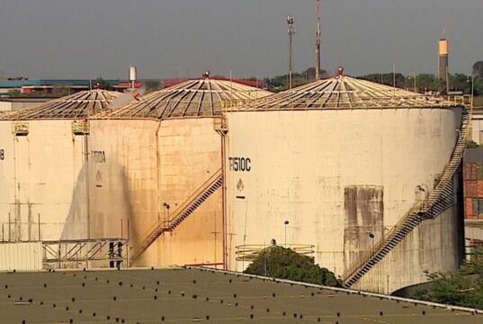 Uma semana após vazamento de gás tóxico, tanque segue sem emissão e bombeiros encerram atuação em Manaus