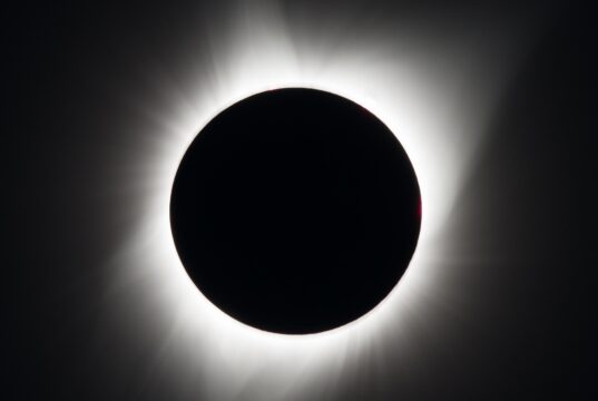 Eclipse solar total desta quarta vai escurecer o céu para 15 milhões de pessoas; saiba mais
