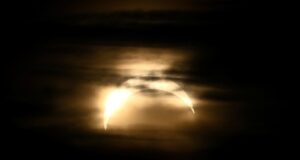 Eclipse solar total: veja FOTOS do fenômeno pelo mundo