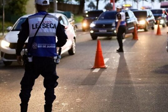 Lei Seca: Brasil já tem teste para flagrar motorista que usou drogas; veja substâncias detectadas