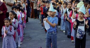 Alunos voltam às aulas presenciais em Gaza depois de três anos