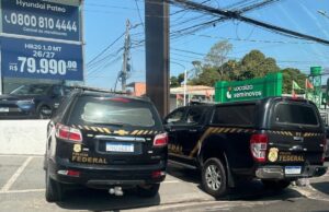 PF cumpre mandados de busca e apreensão em órgão público do AM para apurar abuso de poder econômico e político nas eleições