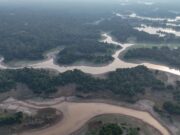Amazonas decreta emergência em saúde por 180 dias após seca isolar 562 comunidades